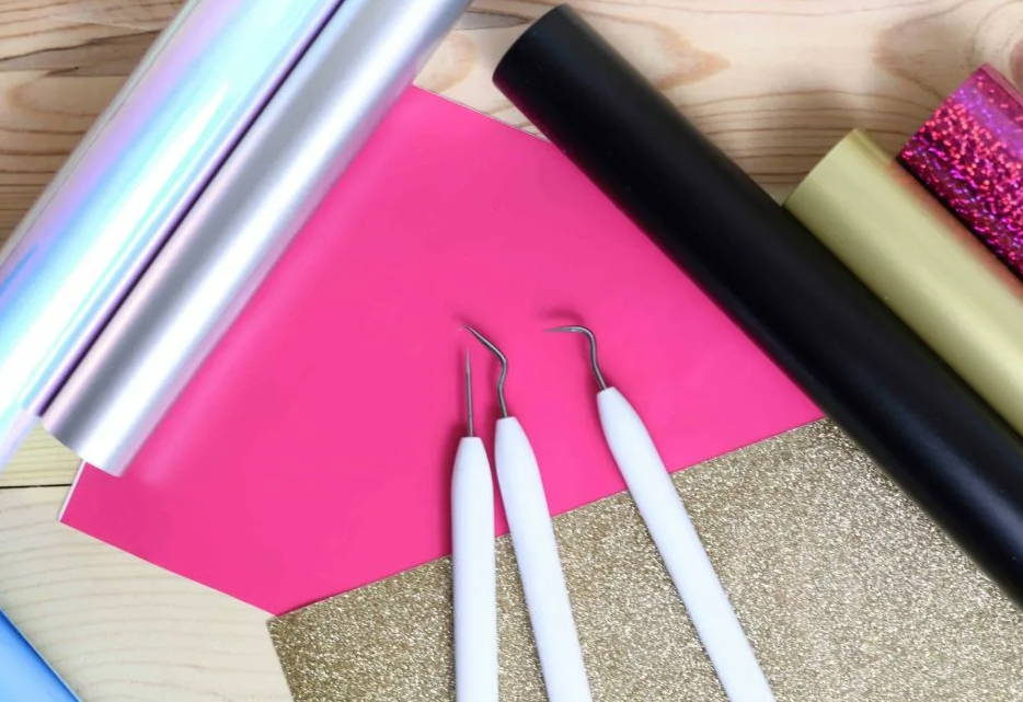 Top Must-Have Accessories and Tools for Heat Transfer Vinyl