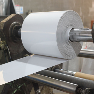How to choose wholesale adhesive vinyl rolls supplier