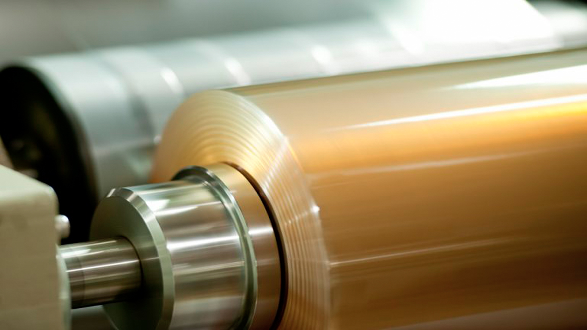 How to choose wholesale adhesive vinyl rolls supplier